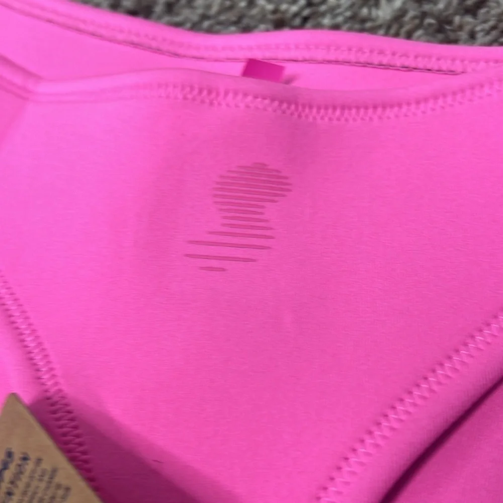 NWT SKIMS scuba SWIM thong Sz 3x Taffy
